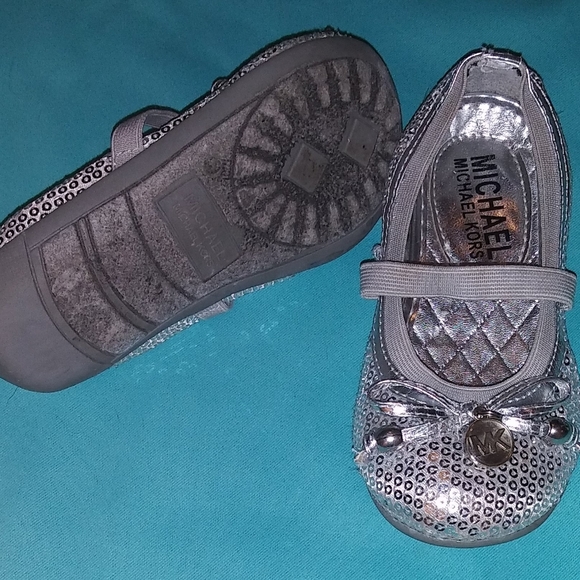 Michael Kors Lil Kory Ballet Flats - Picture 3 of 3